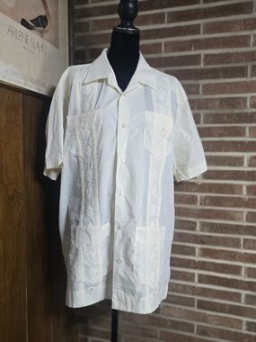 Romani Men's Light Ivory Shirt with Subtle Embroidery